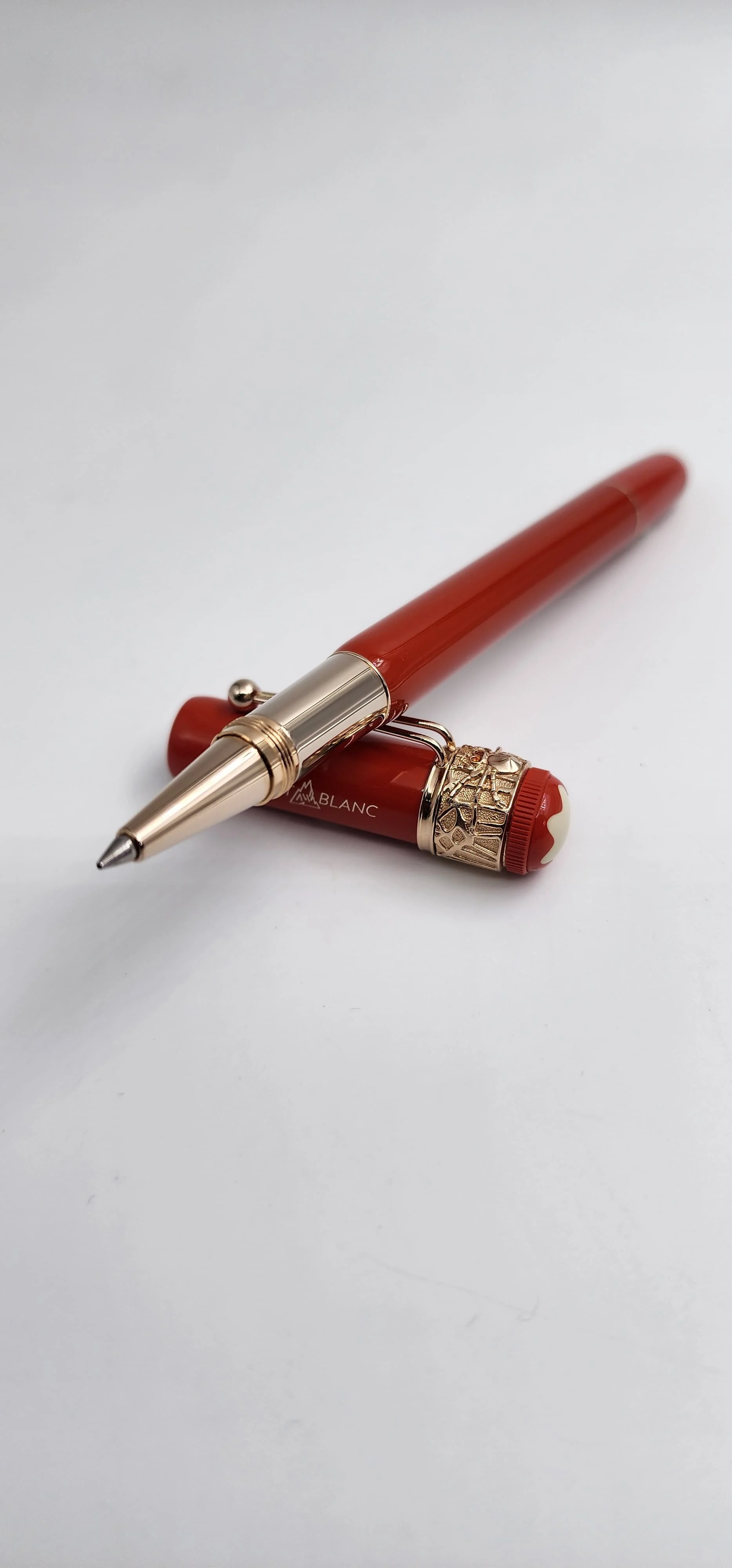 Montblanc Rouge et Noir Heritage - Special Edition