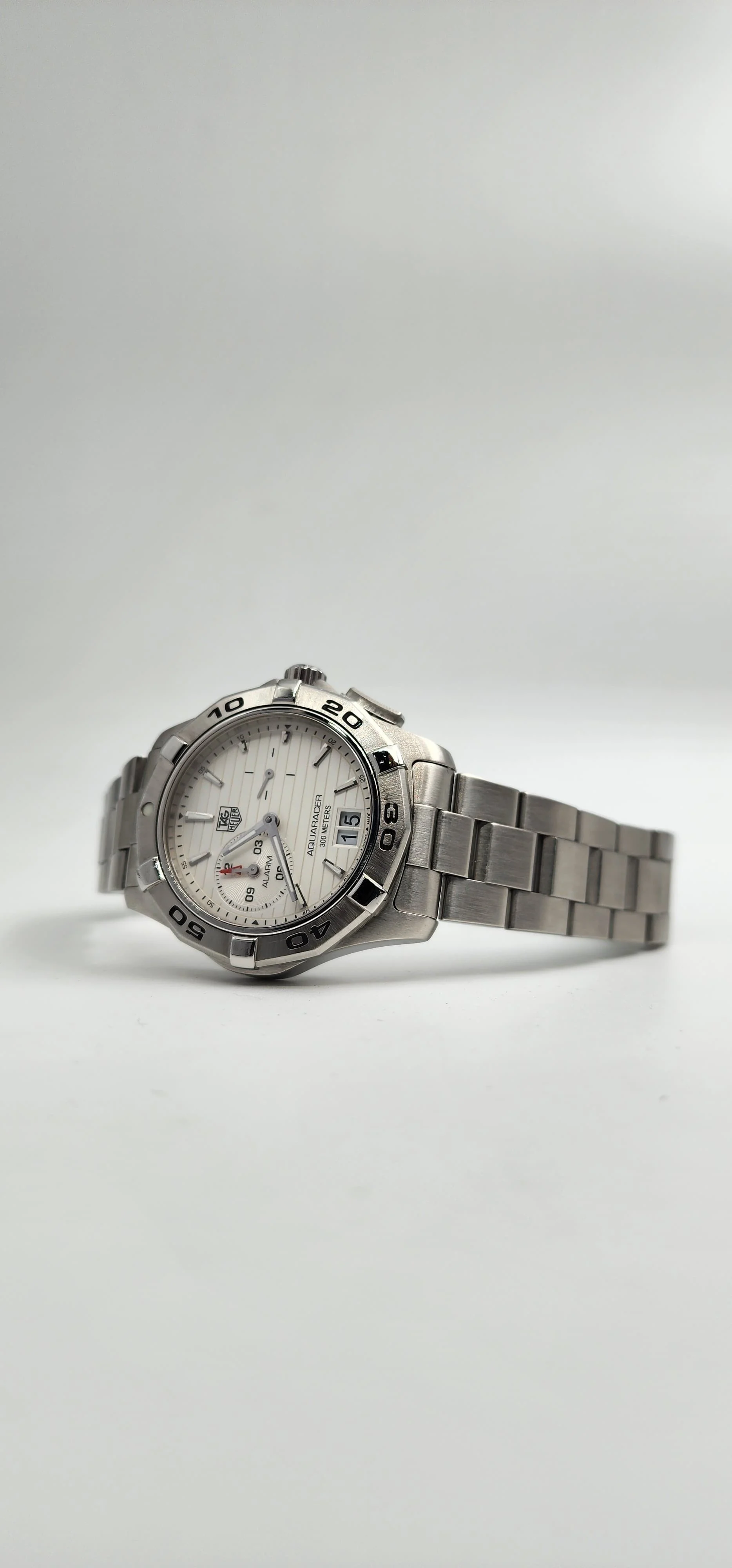 TAG Heuer Aquaracer 300M Grande Date Alarm