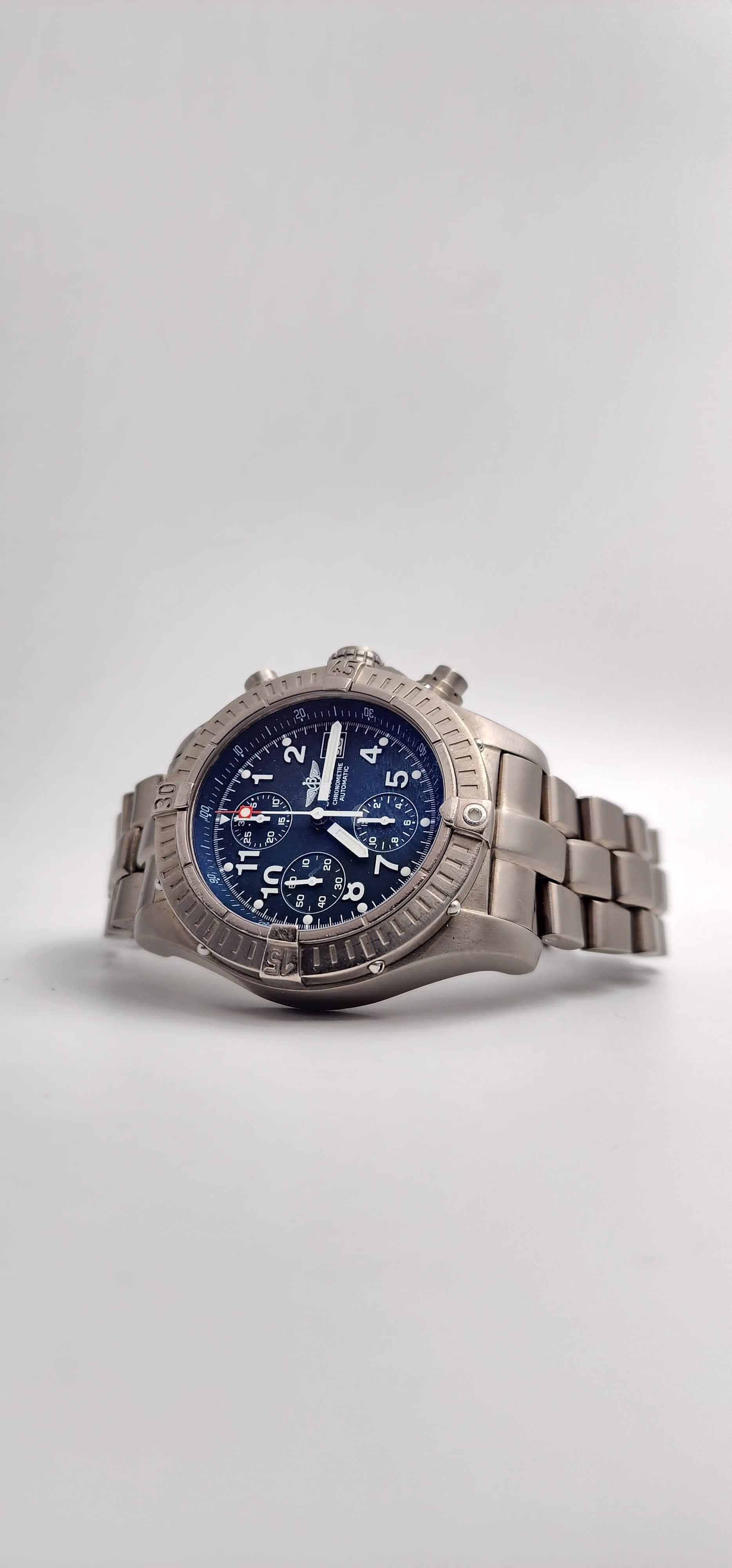 Breitling Super Avenger Titanium Chronograph A13360