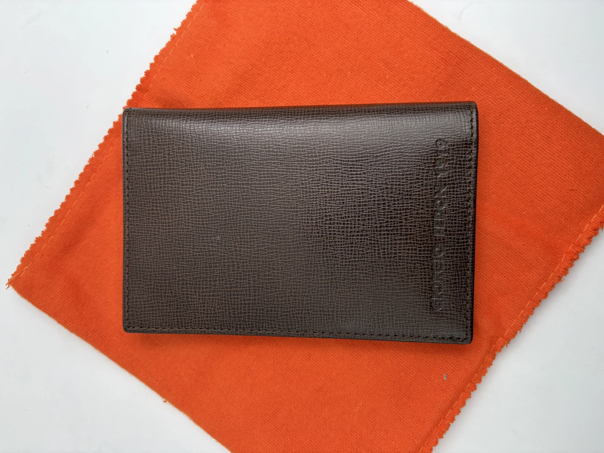 BLACK PASSPORT HOLDER