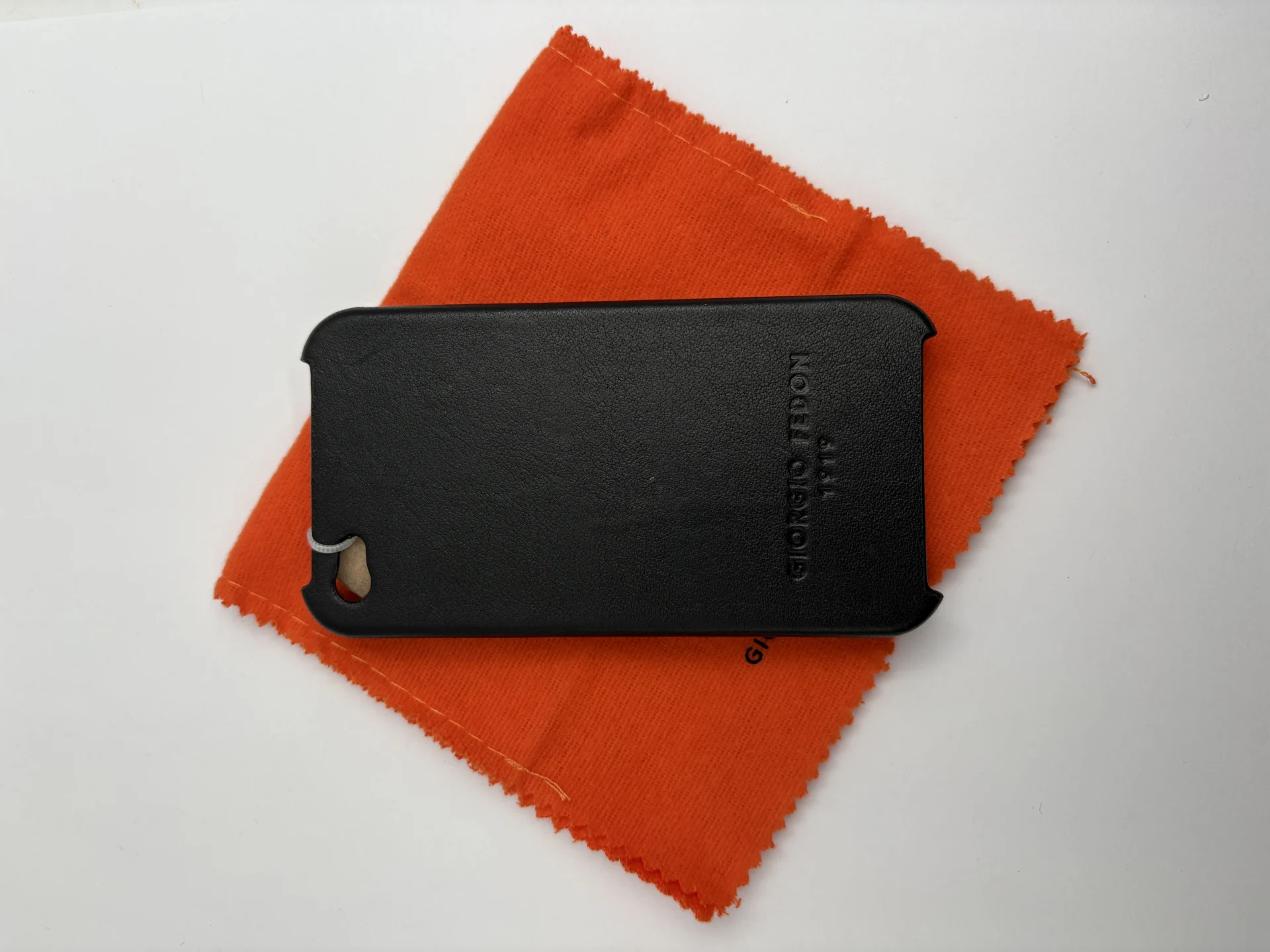 IPHONE 4 BLACK PHONE COVER